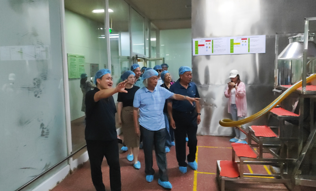 新乡市餐饮行业协会赴rb88随行版旅行交流